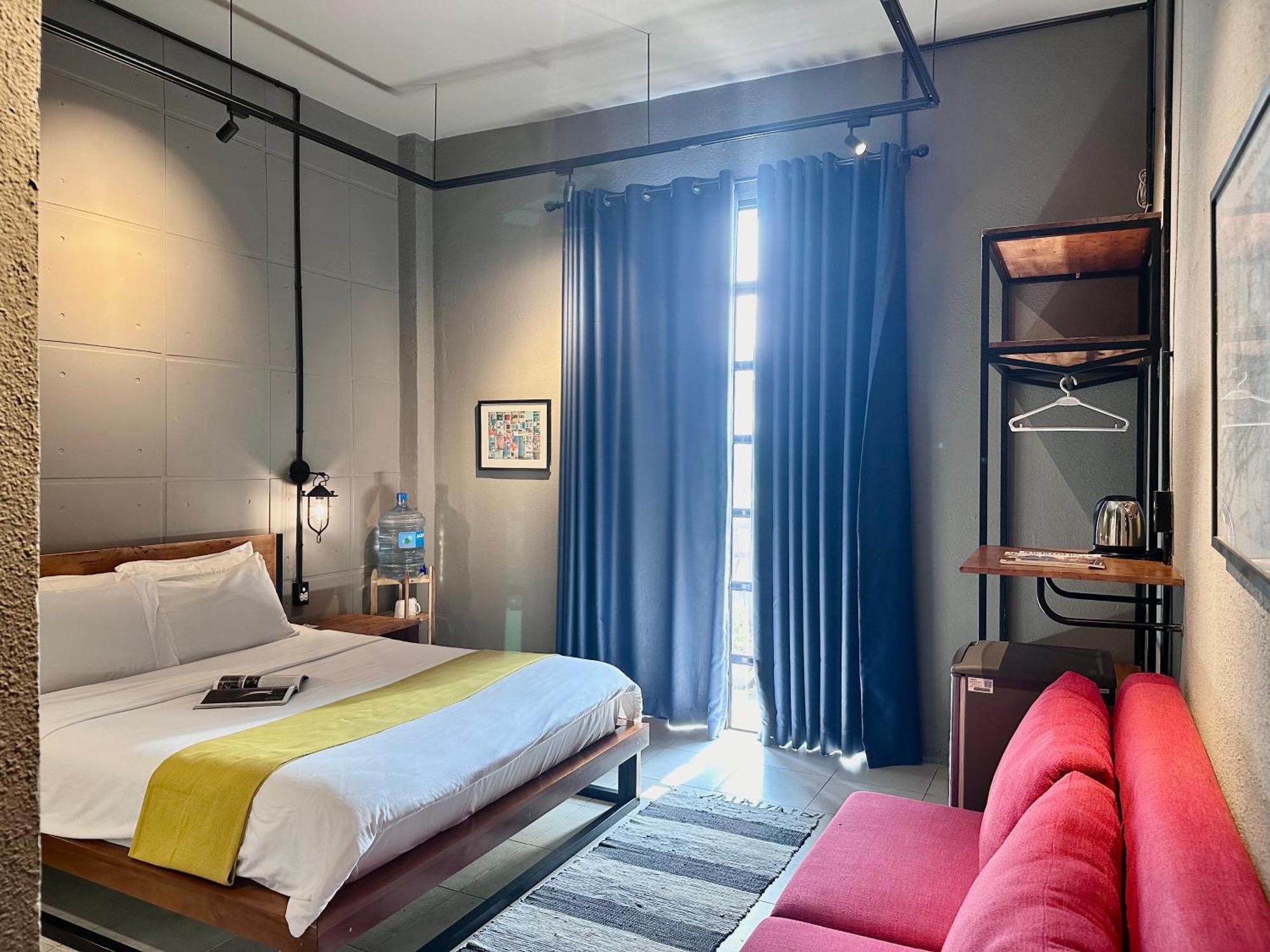 Circadian Industrial Studios On Nguyen Hue Хошимин Экстерьер фото