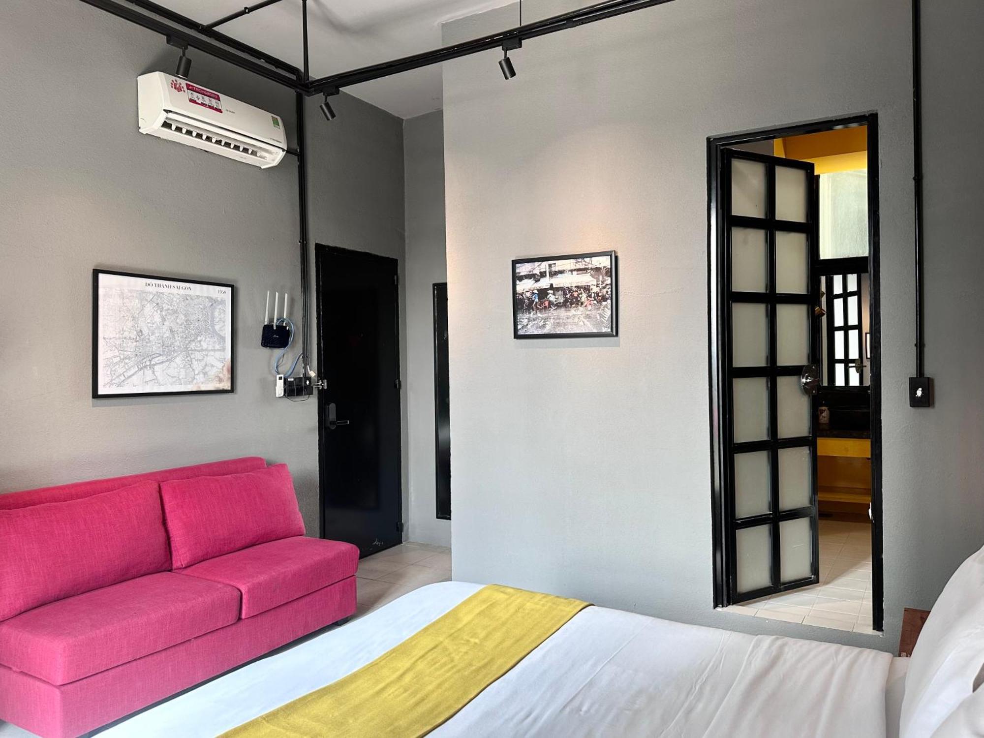 Circadian Industrial Studios On Nguyen Hue Хошимин Экстерьер фото