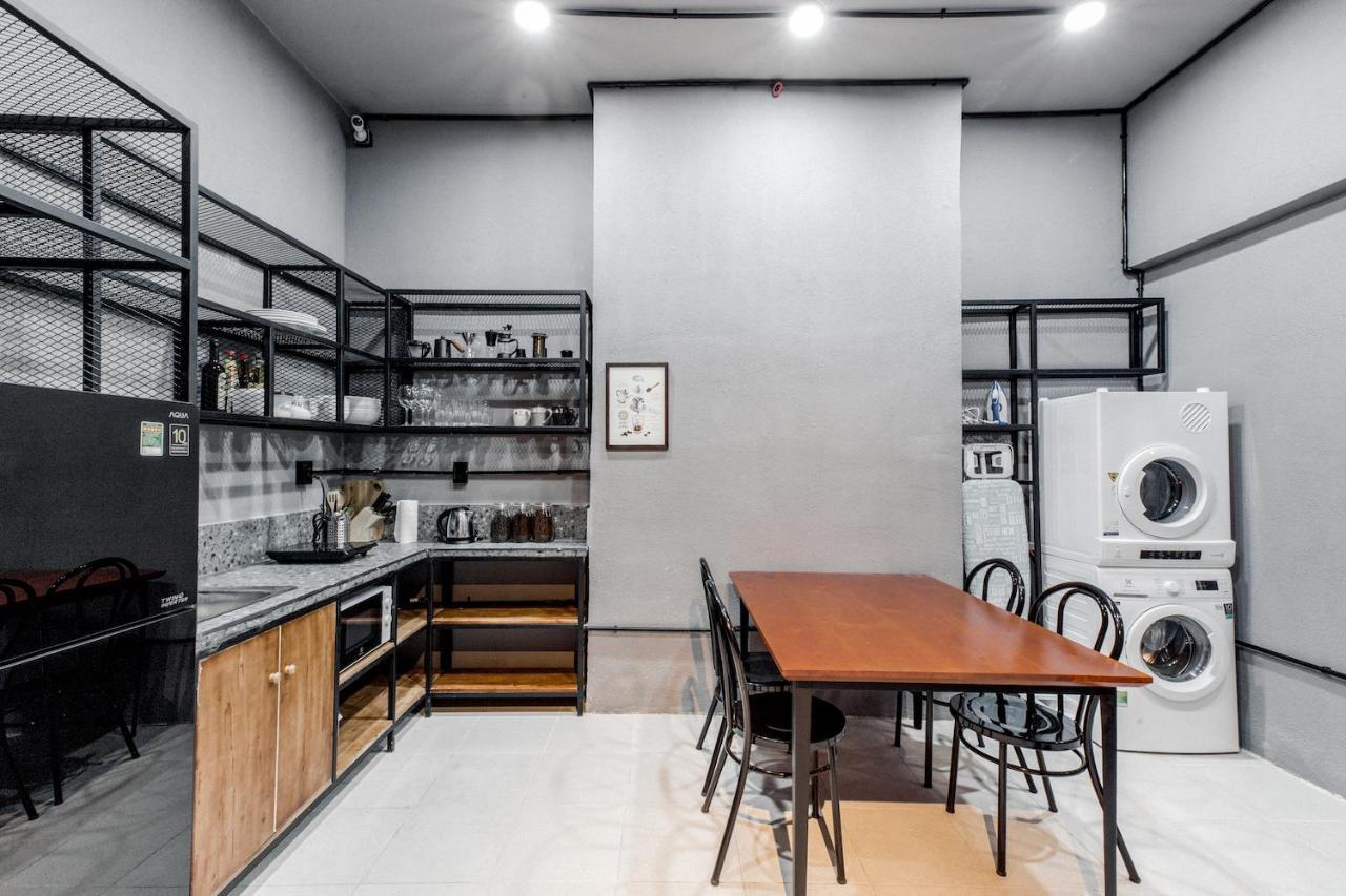 Circadian Industrial Studios On Nguyen Hue Хошимин Экстерьер фото
