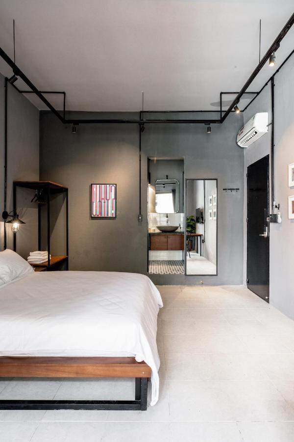 Circadian Industrial Studios On Nguyen Hue Хошимин Экстерьер фото