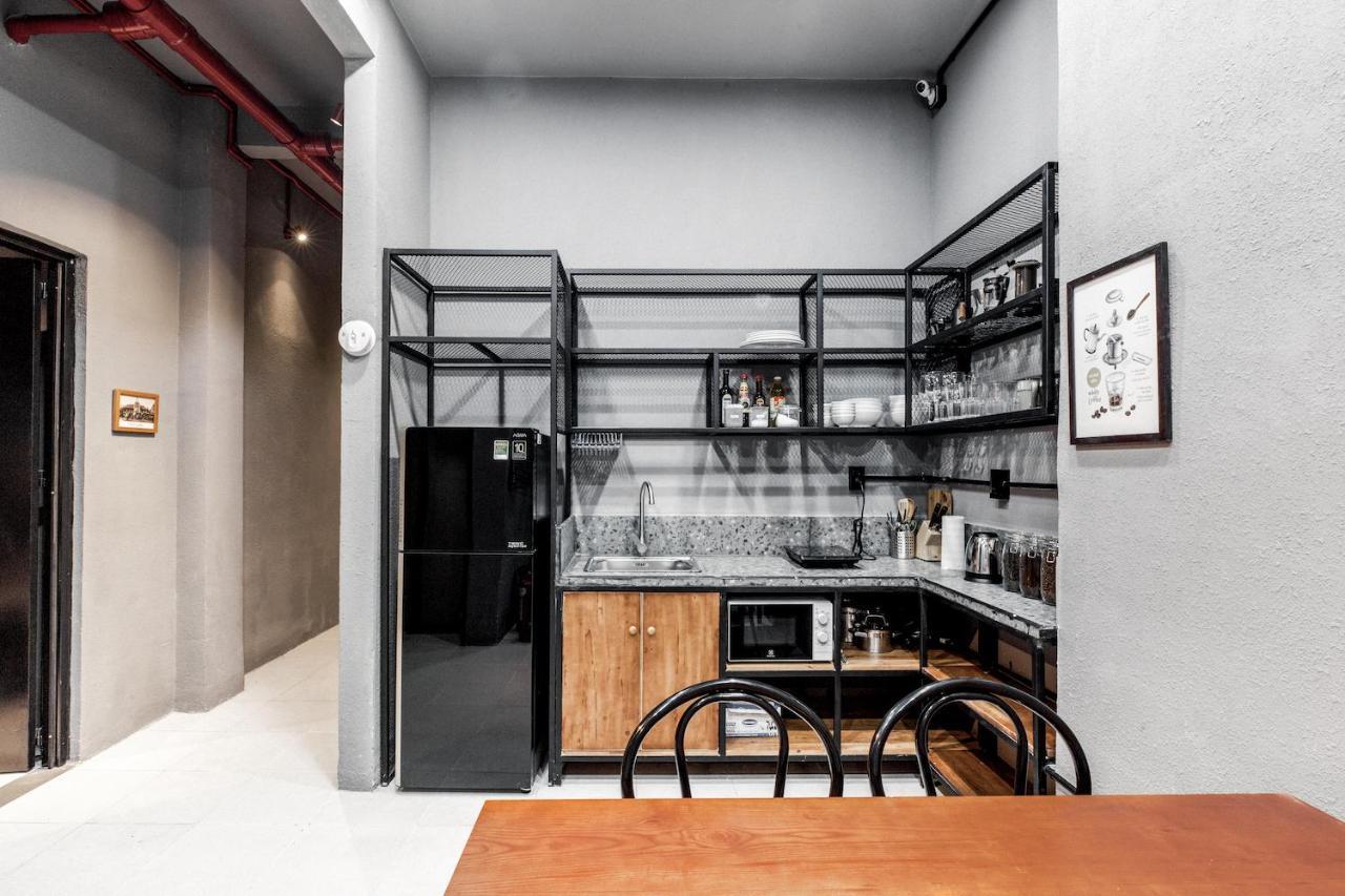 Circadian Industrial Studios On Nguyen Hue Хошимин Экстерьер фото